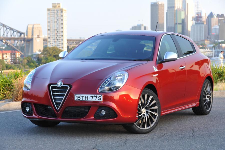  Alfa Romeo Giulietta Quadrifoglio Verde (940) 2011 года  (AU) (фото 15 из 28)